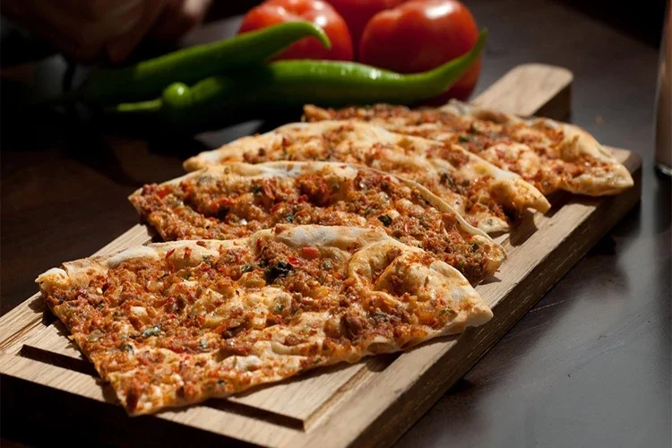Akgül Kılıç Pide salonu